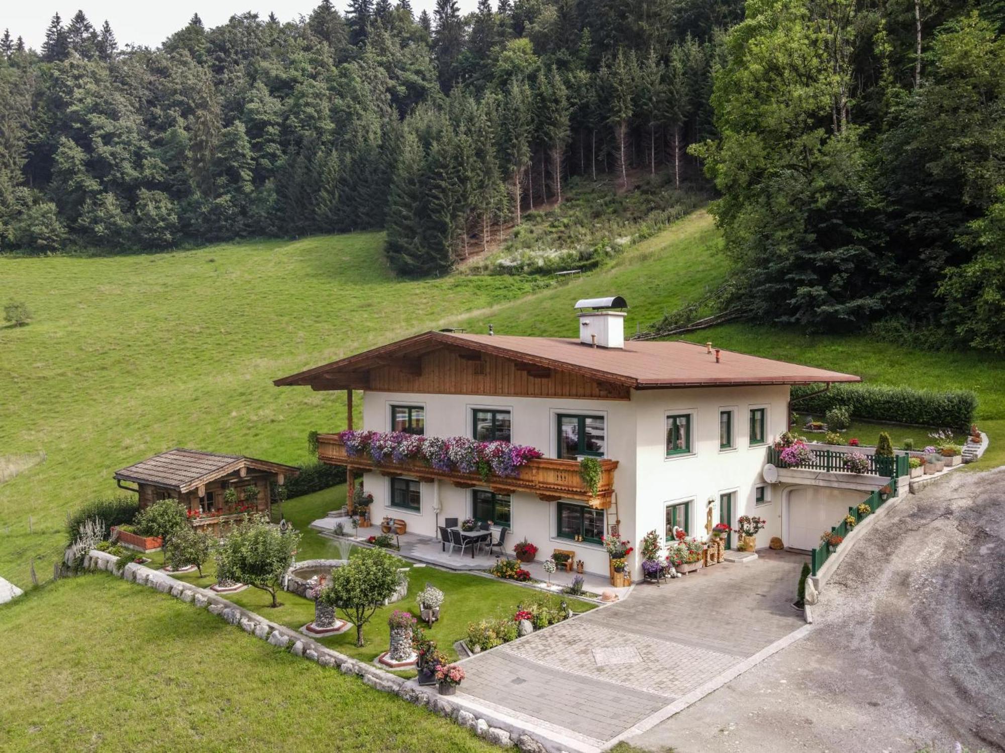 Haus Am Waldrand Apartment Hopfgarten im Brixental Ngoại thất bức ảnh