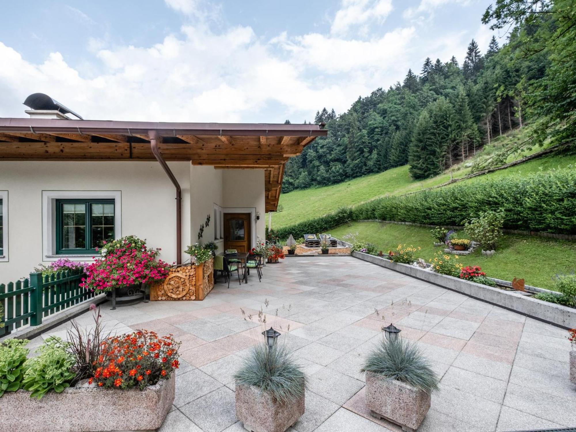 Haus Am Waldrand Apartment Hopfgarten im Brixental Ngoại thất bức ảnh